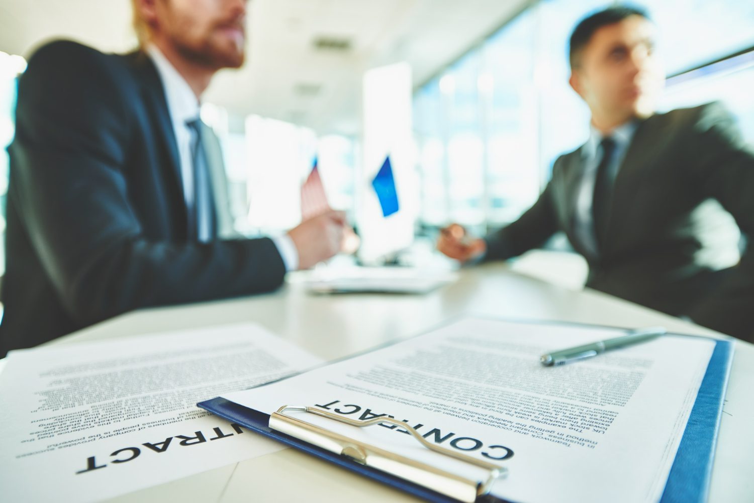 signing-contracts signing-contracts